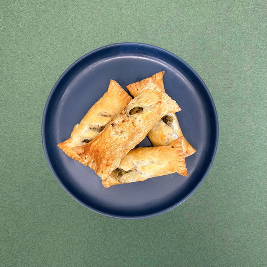 For the Littles: Cheesy Beef & Broccoli Pockets