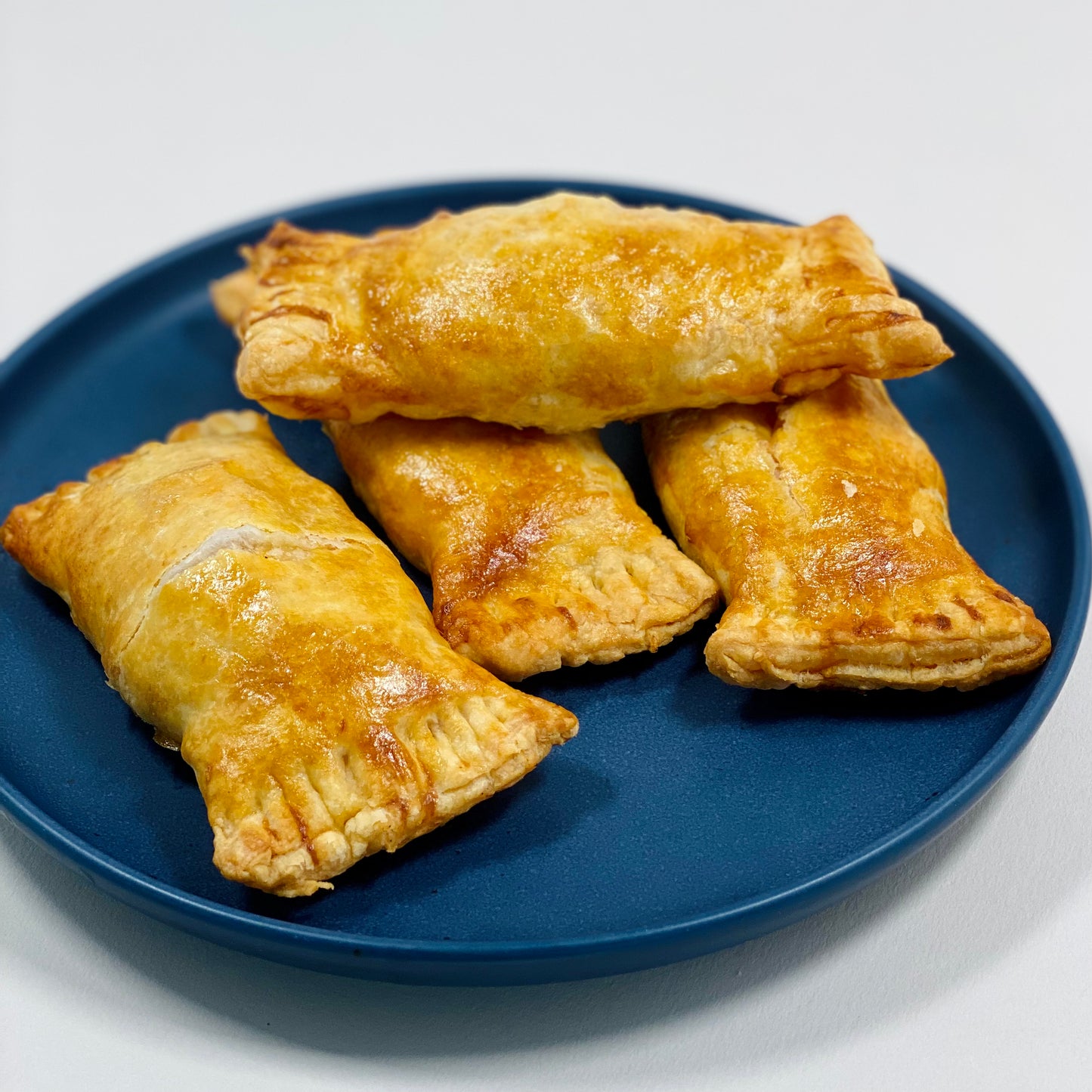 Chicken & Mozzarella Pizza Pockets