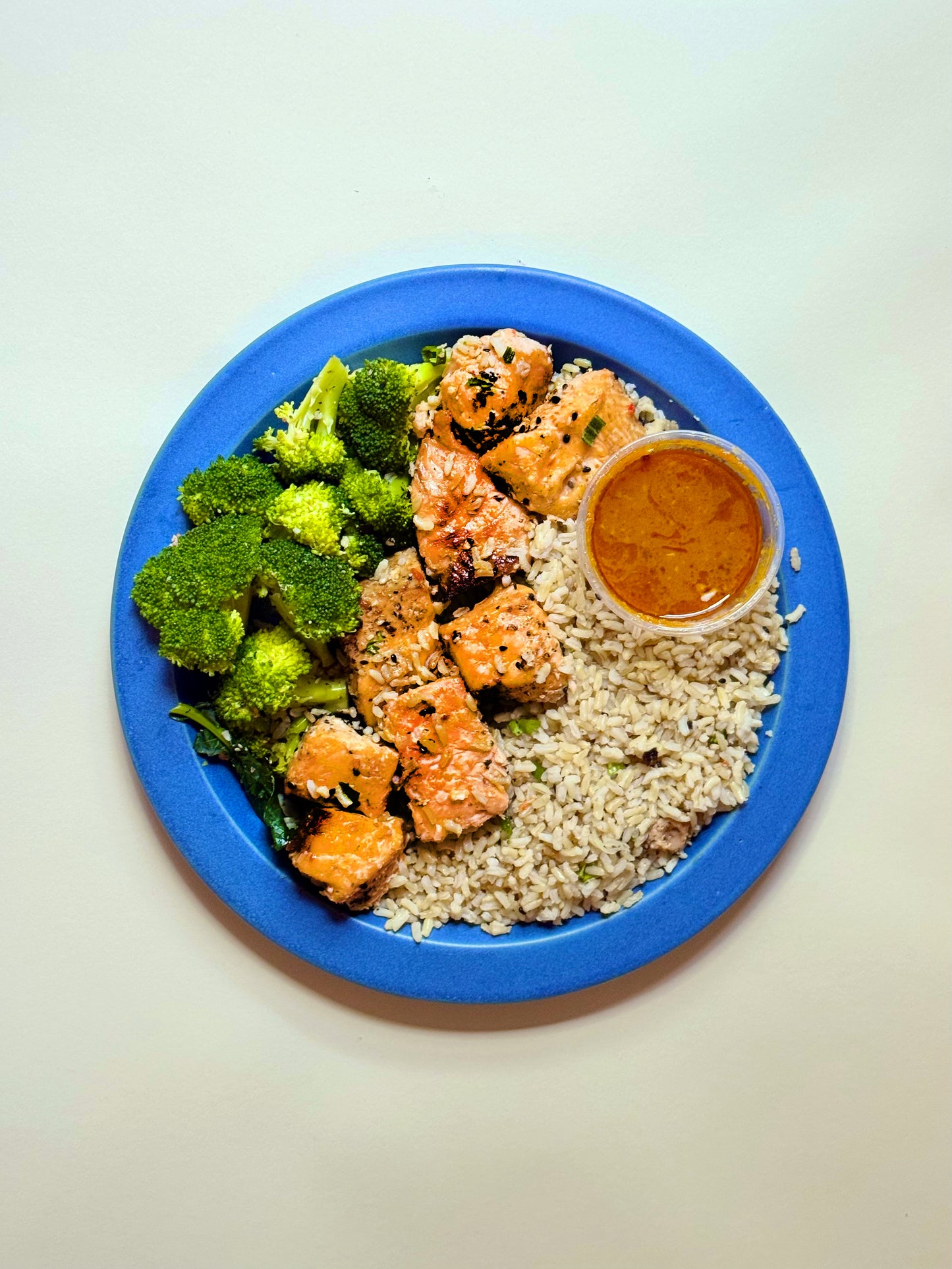 Crispy Salmon Sushi Bowls with Brown Rice & Broccoli