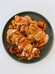 Seared Chicken Breast with White Wine and Tomato Sauce