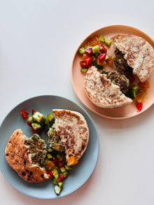 Mini Chicken-Spinach Pitas with Tomato-Cucumber Salad