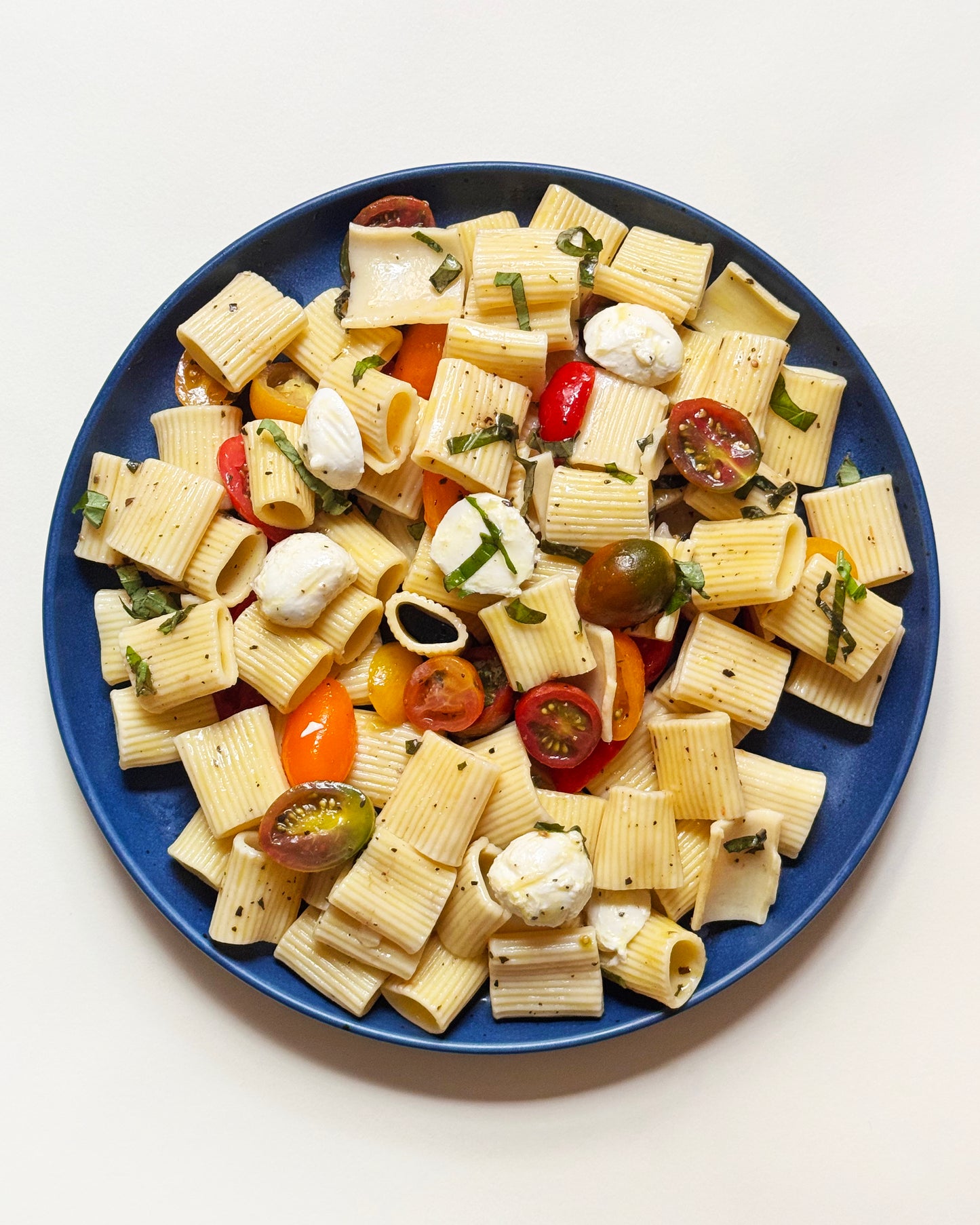 Marinated Tomato Pasta with Fresh Mozzarella and Basil